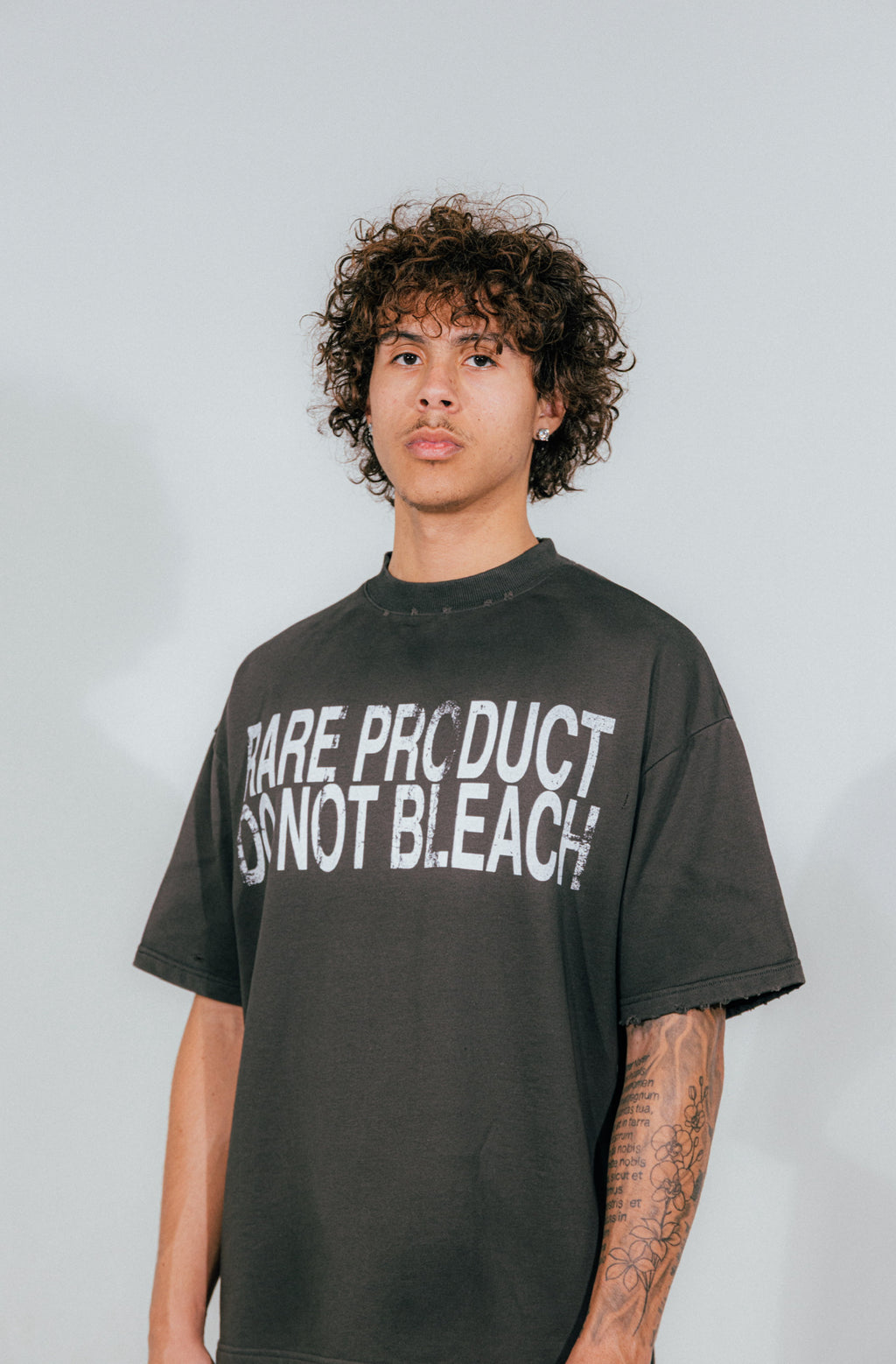 GREY RARE PRODUCT T-SHIRT